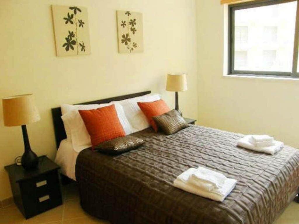 Luxury Two Br Pool View Beach Side Apartment At Algarve'S Longest Beach Armacao de Pera Exterior photo